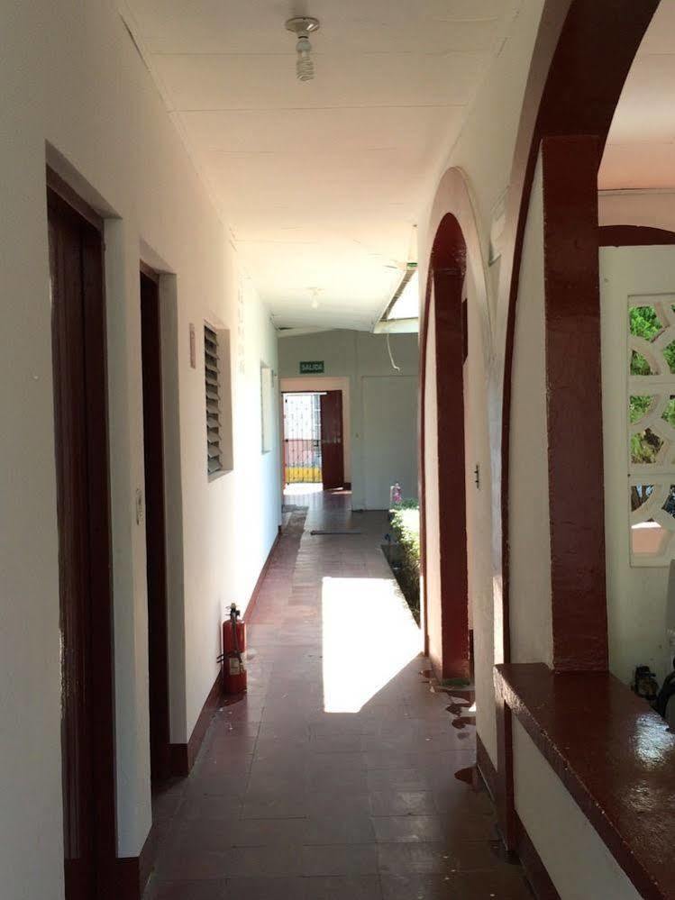 Cipres Guest House Leon Exterior photo